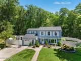 17 Monroe Lane