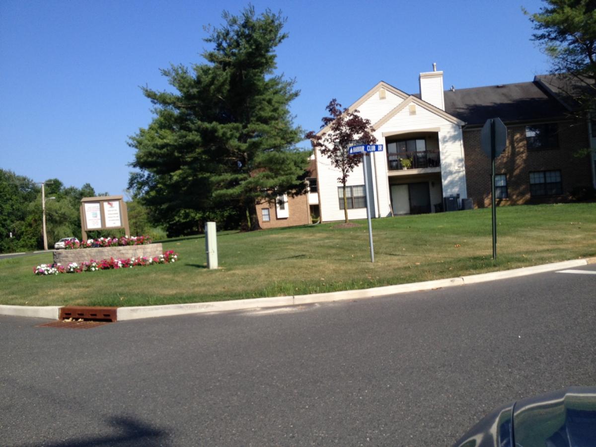 Entry to Harbor Club Condominiums Sayreville NJ